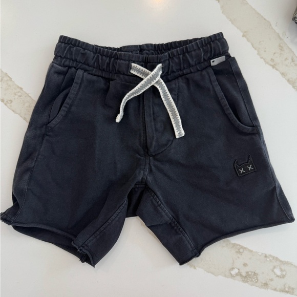 Munster boys size 3t boho style shorts - Picture 1 of 3